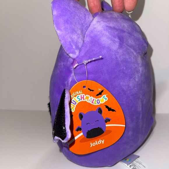 Joldy the Bat 8" Squishmallow - Picture 2 of 4